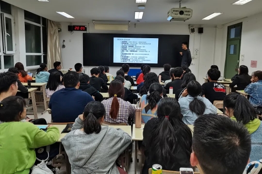 兰州大学向甘肃考生敞开大门，开启学术殿堂之门