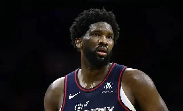 【NBA战报】恩比德的50+12+7，76人131-126胜奇才